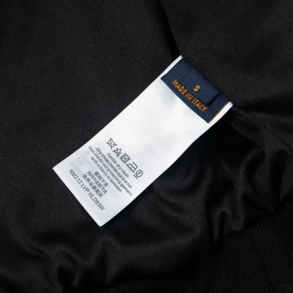 LV【LOUIS VUITTON 公式旗艦店】ルイヴィトン ジャケット着 好評に付き再入荷!241122 LV【LOUIS VUITTON 公式旗艦店】ルイヴィトン ジャケット着 好評に付き再入荷!241122