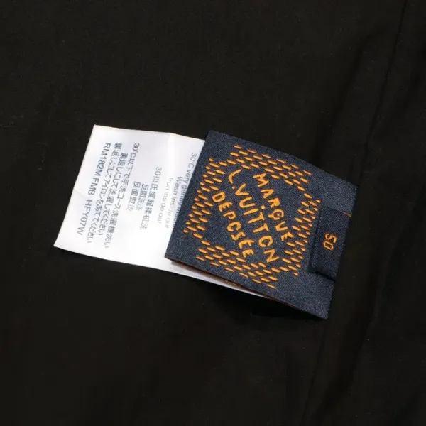 LV【LOUIS VUITTON 公式旗艦店】ルイヴィトン ジャケット着 好評に付き再入荷!241122 LV【LOUIS VUITTON 公式旗艦店】ルイヴィトン ジャケット着 好評に付き再入荷!241122