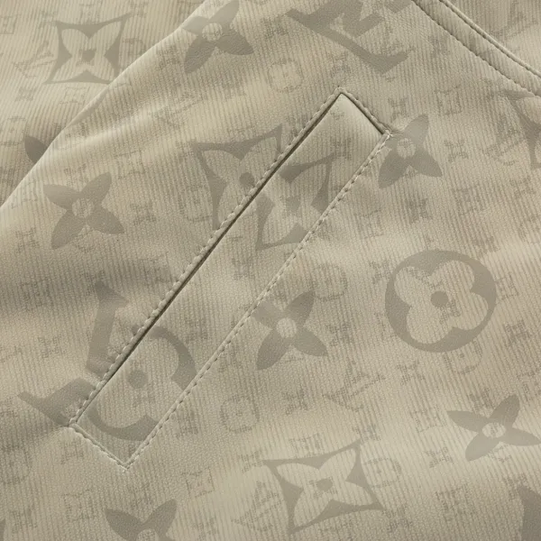 LV【LOUIS VUITTON 公式旗艦店】ルイヴィトン ジャケット着 好評に付き再入荷!241122 LV【LOUIS VUITTON 公式旗艦店】ルイヴィトン ジャケット着 好評に付き再入荷!241122