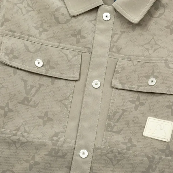 LV【LOUIS VUITTON 公式旗艦店】ルイヴィトン ジャケット着 好評に付き再入荷!241122 LV【LOUIS VUITTON 公式旗艦店】ルイヴィトン ジャケット着 好評に付き再入荷!241122