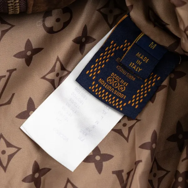 【LOUIS VUITTON 公式旗艦店】ルイヴィトン ジャケット着ご好評に付き再入荷!241111 【LOUIS VUITTON 公式旗艦店】ルイヴィトン ジャケット着ご好評に付き再入荷!241111