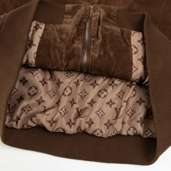 【LOUIS VUITTON 公式旗艦店】ルイヴィトン ジャケット着ご好評に付き再入荷!241111 【LOUIS VUITTON 公式旗艦店】ルイヴィトン ジャケット着ご好評に付き再入荷!241111
