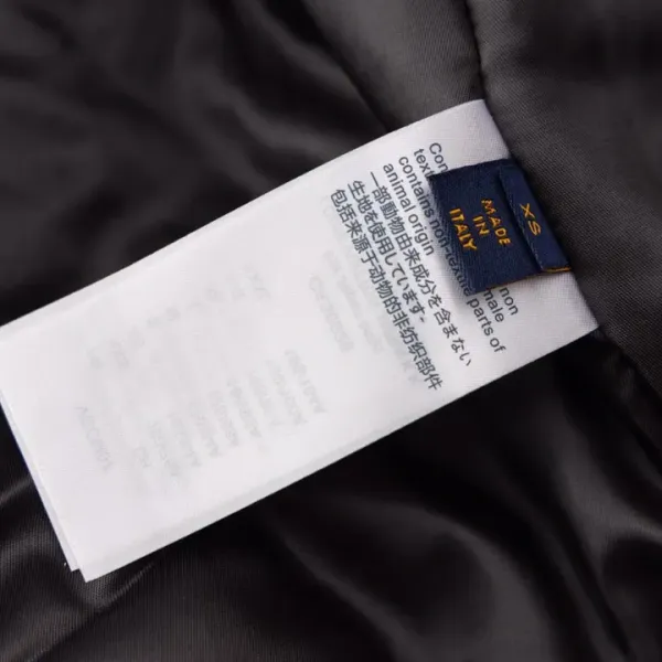 【LOUIS VUITTON 公式旗艦店】ルイヴィトン ジャケット着ご好評に付き再入荷!241111 【LOUIS VUITTON 公式旗艦店】ルイヴィトン ジャケット着ご好評に付き再入荷!241111