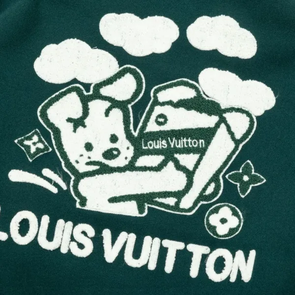 LV【LOUIS VUITTON 公式旗艦店】ルイヴィトン ジャケット着 好評に付き再入荷!241028 LV【LOUIS VUITTON 公式旗艦店】ルイヴィトン ジャケット着 好評に付き再入荷!241028