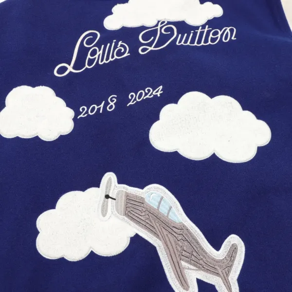 LV【LOUIS VUITTON 公式旗艦店】ルイヴィトン ジャケット着 好評に付き再入荷!241028 LV【LOUIS VUITTON 公式旗艦店】ルイヴィトン ジャケット着 好評に付き再入荷!241028