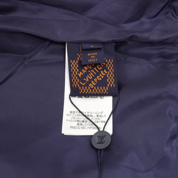 LV【LOUIS VUITTON 公式旗艦店】ルイヴィトン ジャケット着 好評に付き再入荷!241028 LV【LOUIS VUITTON 公式旗艦店】ルイヴィトン ジャケット着 好評に付き再入荷!241028
