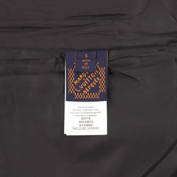 LV【LOUIS VUITTON 公式旗艦店】ルイヴィトン ジャケット着 好評に付き再入荷!241028 LV【LOUIS VUITTON 公式旗艦店】ルイヴィトン ジャケット着 好評に付き再入荷!241028