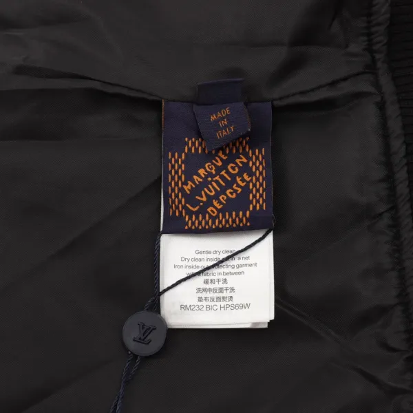 LV【LOUIS VUITTON 公式旗艦店】ルイヴィトン ジャケット着ご好評に付き再入荷!241024 LV【LOUIS VUITTON 公式旗艦店】ルイヴィトン ジャケット着ご好評に付き再入荷!241024
