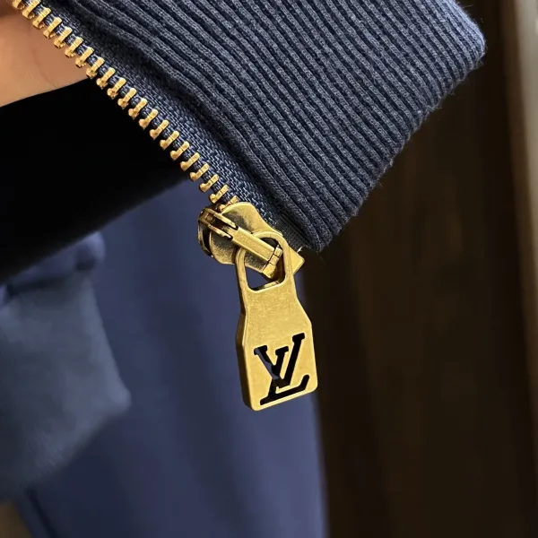 LV【LOUIS VUITTON】ルイヴィトン スーツ 男女兼用【即日出荷】241024 LV【LOUIS VUITTON】ルイヴィトン スーツ 男女兼用【即日出荷】241024