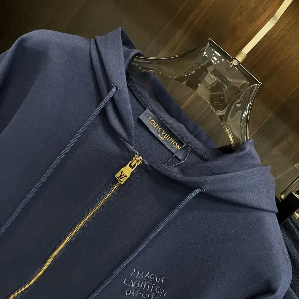 LV【LOUIS VUITTON】ルイヴィトン スーツ 男女兼用【即日出荷】241024 LV【LOUIS VUITTON】ルイヴィトン スーツ 男女兼用【即日出荷】241024