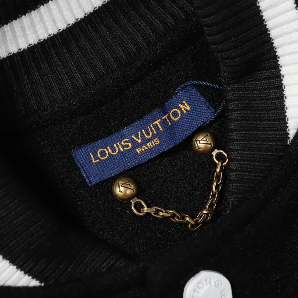 【LOUIS VUITTON 公式旗艦店】ルイヴィトン 野球着 ジャケット着ご好評に付き再入荷!241023 【LOUIS VUITTON 公式旗艦店】ルイヴィトン 野球着 ジャケット着ご好評に付き再入荷!241023