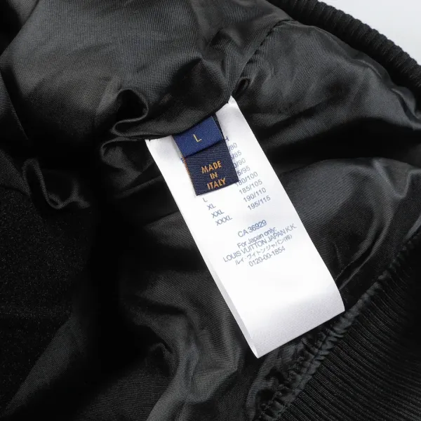 【LOUIS VUITTON 公式旗艦店】ルイヴィトン 野球着 ジャケット着ご好評に付き再入荷!241023 【LOUIS VUITTON 公式旗艦店】ルイヴィトン 野球着 ジャケット着ご好評に付き再入荷!241023