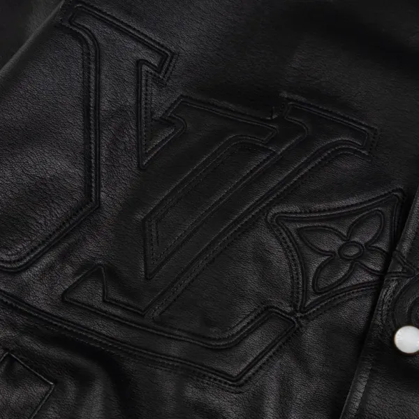 LV 【LOUIS VUITTON 公式旗艦店】ルイヴィトン ジャケット着 好評に付き再入荷!241021 LV 【LOUIS VUITTON 公式旗艦店】ルイヴィトン ジャケット着 好評に付き再入荷!241021