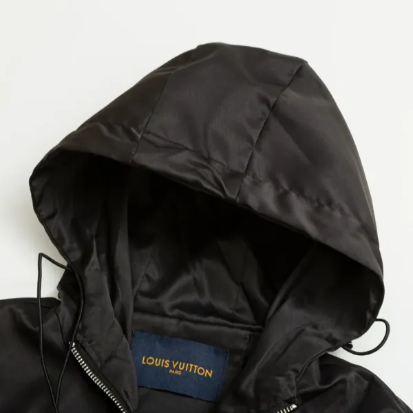 LV 【LOUIS VUITTON 公式旗艦店】ルイヴィトン ジャケット着 ご好評に付き再入荷!241021 LV 【LOUIS VUITTON 公式旗艦店】ルイヴィトン ジャケット着 ご好評に付き再入荷!241021
