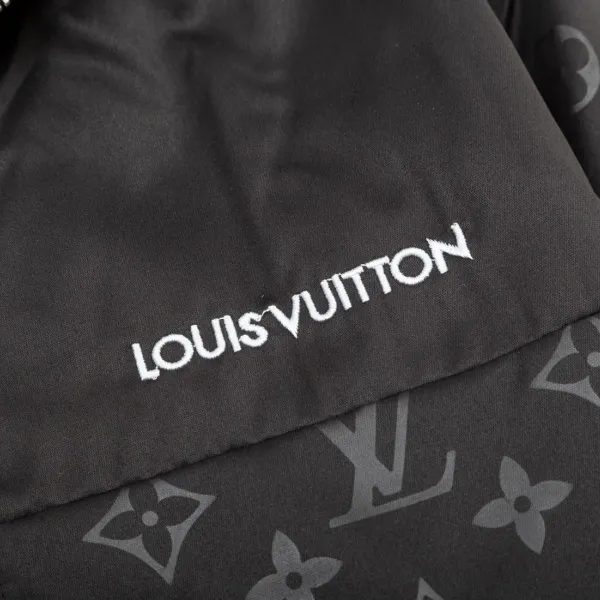 LV 【LOUIS VUITTON 公式旗艦店】ルイヴィトン ジャケット着 ご好評に付き再入荷!241021 LV 【LOUIS VUITTON 公式旗艦店】ルイヴィトン ジャケット着 ご好評に付き再入荷!241021