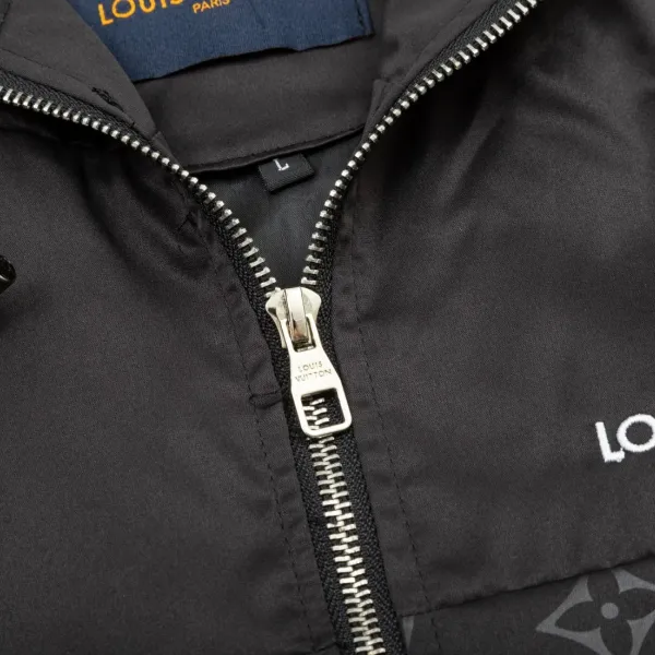 LV 【LOUIS VUITTON 公式旗艦店】ルイヴィトン ジャケット着 ご好評に付き再入荷!241021 LV 【LOUIS VUITTON 公式旗艦店】ルイヴィトン ジャケット着 ご好評に付き再入荷!241021