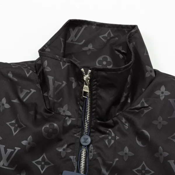 LV 【LOUIS VUITTON 公式旗艦店】ルイヴィトン ジャケット着 ご好評に付き再入荷!241021 LV 【LOUIS VUITTON 公式旗艦店】ルイヴィトン ジャケット着 ご好評に付き再入荷!241021