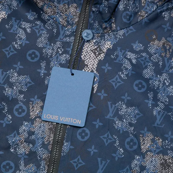 LV 【LOUIS VUITTON】ルイヴィトン ジャケット着ご好評に付き再入荷!240926 LV 【LOUIS VUITTON】ルイヴィトン ジャケット着ご好評に付き再入荷!240926