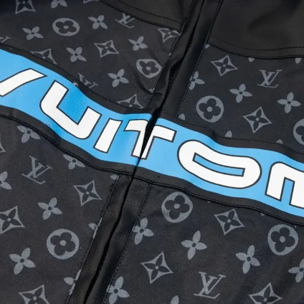 LV 【LOUIS VUITTON】ルイヴィトン ジャケット着 ご好評に付き再入荷!240924 LV 【LOUIS VUITTON】ルイヴィトン ジャケット着 ご好評に付き再入荷!240924