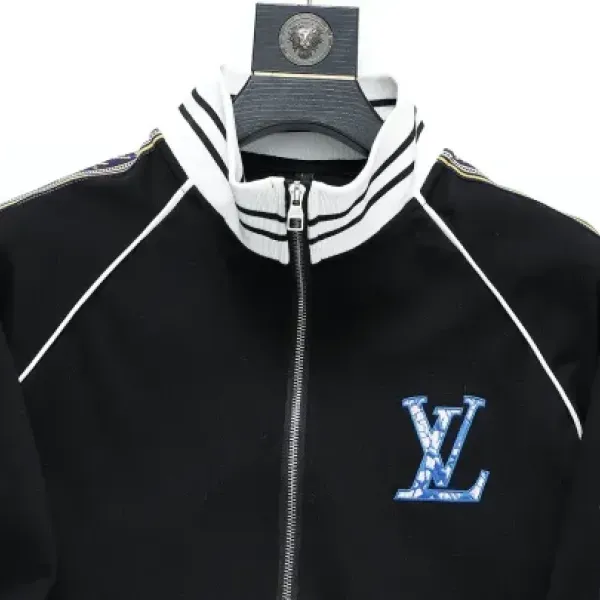 【LOUIS VUITTON】ルイヴィトン スーツ 男女兼用【即日出荷】240918 【LOUIS VUITTON】ルイヴィトン スーツ 男女兼用【即日出荷】240918
