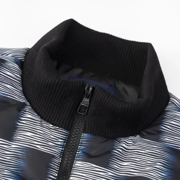 【LOUIS VUITTON 公式旗艦店】ルイヴィトン ジャケット着 好評に付き再入荷! 【LOUIS VUITTON 公式旗艦店】ルイヴィトン ジャケット着 好評に付き再入荷!