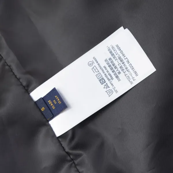 【LOUIS VUITTON 公式旗艦店】ルイヴィトン ジャケット着 好評に付き再入荷! 【LOUIS VUITTON 公式旗艦店】ルイヴィトン ジャケット着 好評に付き再入荷!