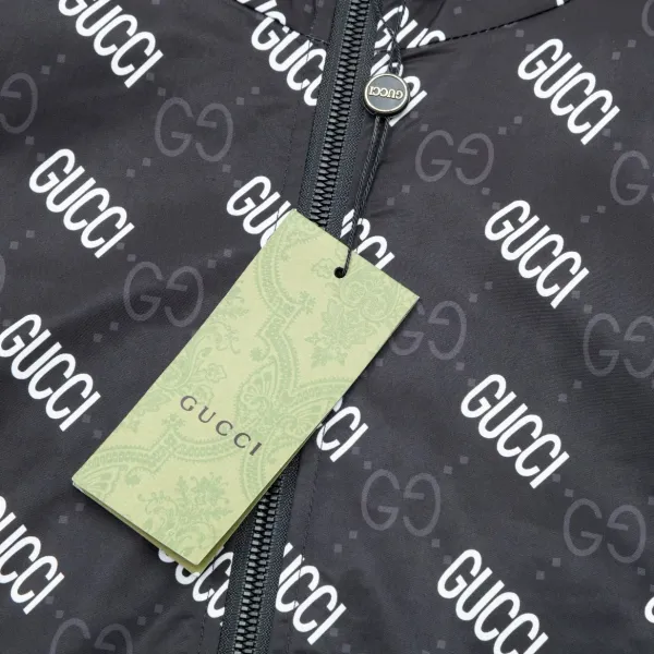 【GUCCI】グッチ ジャケット着ご好評に付き再入荷!240926 【GUCCI】グッチ ジャケット着ご好評に付き再入荷!240926