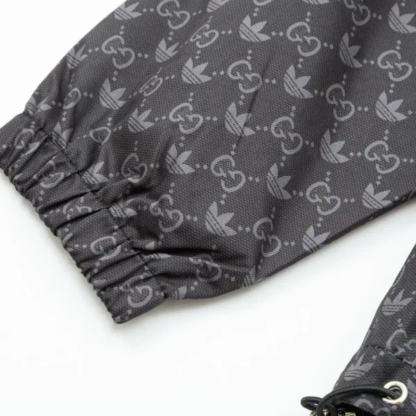 【GUCCI】グッチ   ジャケット着ご好評に付き再入荷！240926