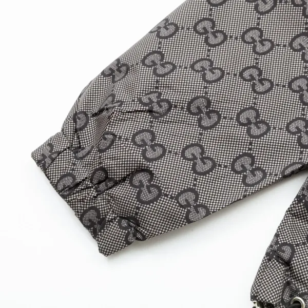【GUCCI】グッチ ジャケット着ご好評に付き再入荷!240926 【GUCCI】グッチ ジャケット着ご好評に付き再入荷!240926