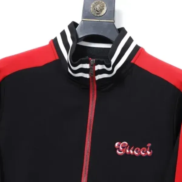 【GUCCI 旗艦店】(グッチ)スーツ ご好評に付き再入荷!240918 【GUCCI 旗艦店】(グッチ)スーツ ご好評に付き再入荷!240918
