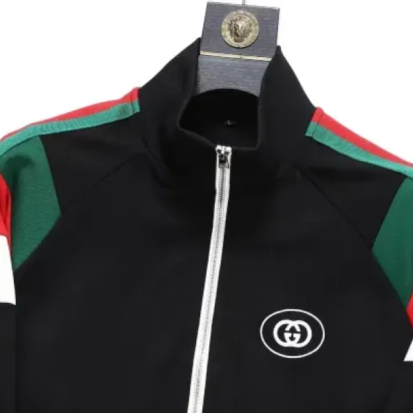 【GUCCI 旗艦店】(グッチ)スーツ ご好評に付き再入荷!240918 【GUCCI 旗艦店】(グッチ)スーツ ご好評に付き再入荷!240918