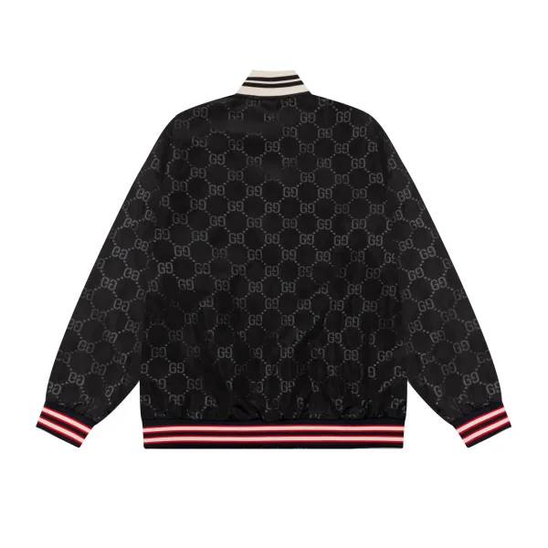 【GUCCI 公式旗艦店】グッチ  ジャケット着 好評に付き再入荷 240828