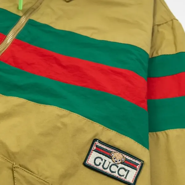【GUCCI 公式旗艦店】グッチ ジャケット着 好評に付き再入荷 240826 【GUCCI 公式旗艦店】グッチ ジャケット着 好評に付き再入荷 240826
