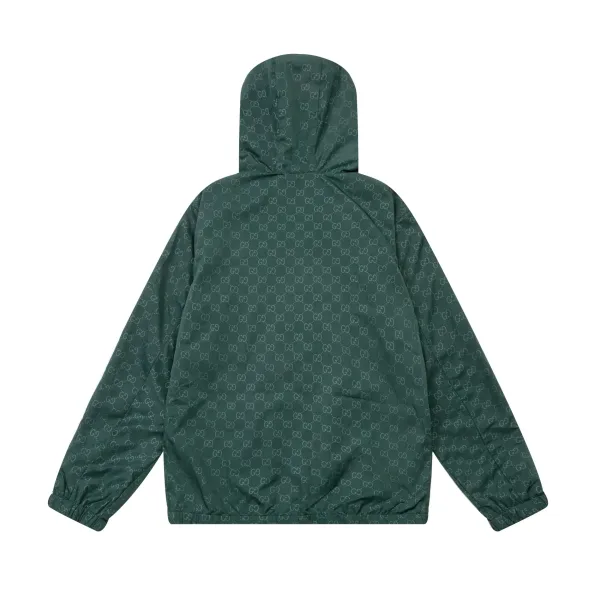 【GUCCI  公式旗艦店】グッチ  ジャケット着 好評に付き再入荷 240826