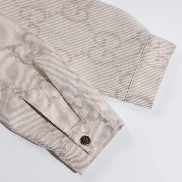 【GUCCI 公式旗艦店】グッチ ジャケット着 好評に付き再入荷 240826 【GUCCI 公式旗艦店】グッチ ジャケット着 好評に付き再入荷 240826