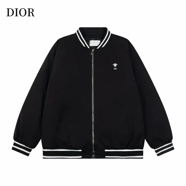 【DIOR 公式旗艦店】ディオール ジャケット着 好評に付き再入荷!241223 【DIOR 公式旗艦店】ディオール ジャケット着 好評に付き再入荷!241223