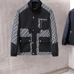 【DIOR 公式旗艦店】ディオール ジャケット着 ご好評に付き再入荷!241223 【DIOR 公式旗艦店】ディオール ジャケット着 ご好評に付き再入荷!241223