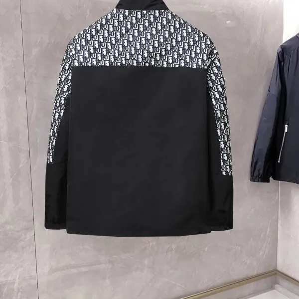 【DIOR 公式旗艦店】ディオール ジャケット着 ご好評に付き再入荷!241223 【DIOR 公式旗艦店】ディオール ジャケット着 ご好評に付き再入荷!241223