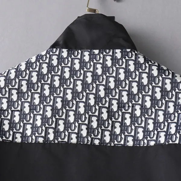 【DIOR 公式旗艦店】ディオール ジャケット着 ご好評に付き再入荷!241223 【DIOR 公式旗艦店】ディオール ジャケット着 ご好評に付き再入荷!241223