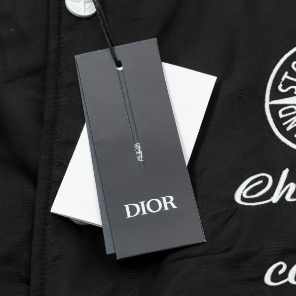 【DIOR 公式旗艦店】ディオール ジャケット着 ご好評に付き再入荷!241212 【DIOR 公式旗艦店】ディオール ジャケット着 ご好評に付き再入荷!241212
