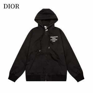 【DIOR 公式旗艦店】ディオール ジャケット着 好評に付き再入荷!241212 【DIOR 公式旗艦店】ディオール ジャケット着 好評に付き再入荷!241212