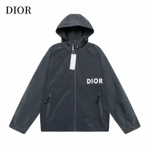【DIOR 公式旗艦店】ディオール ジャケット着 好評に付き再入荷!241212 【DIOR 公式旗艦店】ディオール ジャケット着 好評に付き再入荷!241212