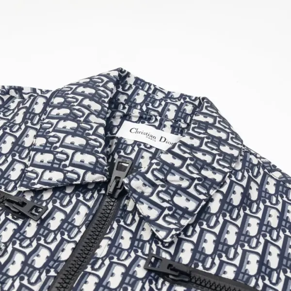 【DIOR 公式旗艦店】ディオール ジャケット着 好評に付き再入荷!241119 【DIOR 公式旗艦店】ディオール ジャケット着 好評に付き再入荷!241119