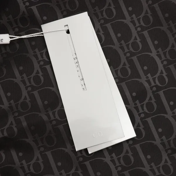 【DIOR 公式旗艦店】ディオール ジャケット着 好評に付き再入荷!241111 【DIOR 公式旗艦店】ディオール ジャケット着 好評に付き再入荷!241111