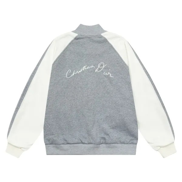 【DIOR 公式旗艦店】ディオール ジャケット着 ご好評に付き再入荷!241023 【DIOR 公式旗艦店】ディオール ジャケット着 ご好評に付き再入荷!241023