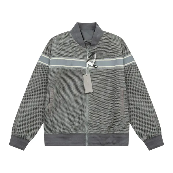 【DIOR  公式旗艦店】ディオール  ジャケット着 ご好評に付き再入荷！241023
