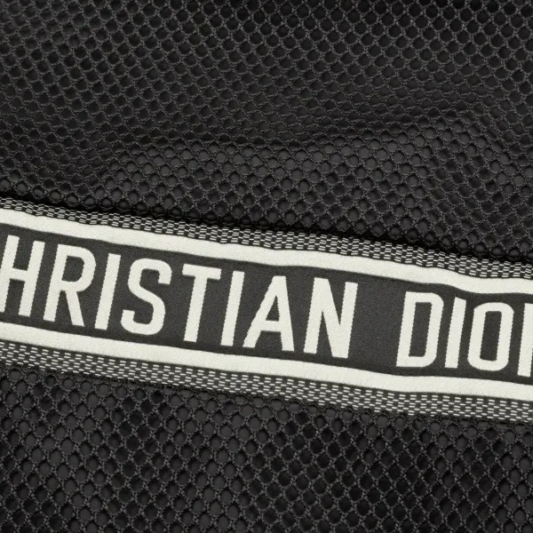 【DIOR  公式旗艦店】ディオール  ジャケット着 ご好評に付き再入荷！241023