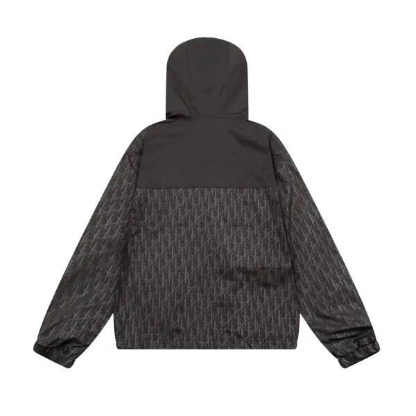 【DIOR  公式旗艦店】ディオール  ジャケット着 ご好評に付き再入荷！241023