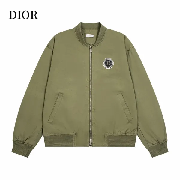 【DIOR 公式旗艦店】ディオール ジャケット着 ご好評に付き再入荷!241021 【DIOR 公式旗艦店】ディオール ジャケット着 ご好評に付き再入荷!241021