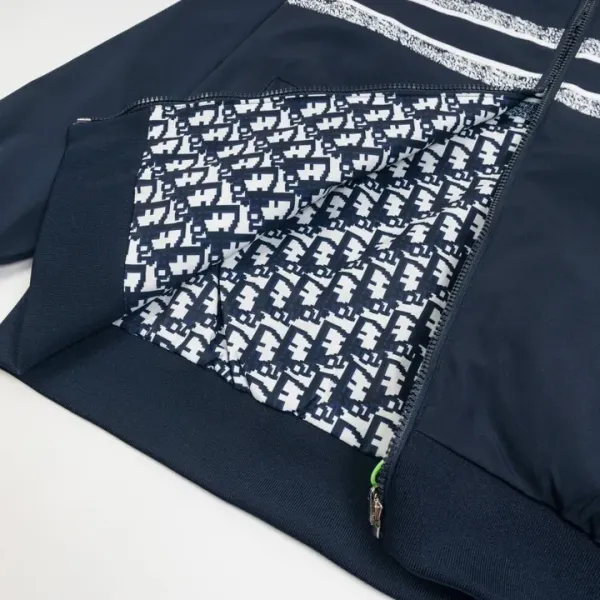 【DIOR 公式旗艦店】ディオール ジャケット着 好評に付き再入荷! 240923 【DIOR 公式旗艦店】ディオール ジャケット着 好評に付き再入荷! 240923